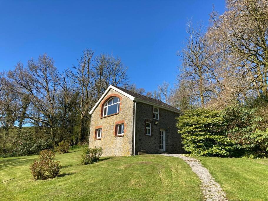 Beautiful Garden Cottage, Close To Llandeilo. Hoel-galed エクステリア 写真